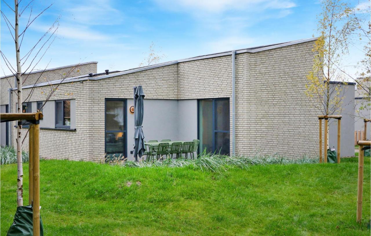 2 Bedroom Beach Front Home In Lembruch-Duemmer See Exterior photo